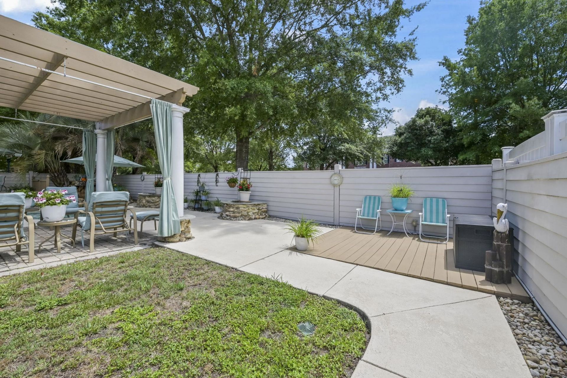 1504 Saint Thomas Circle  Photo 35