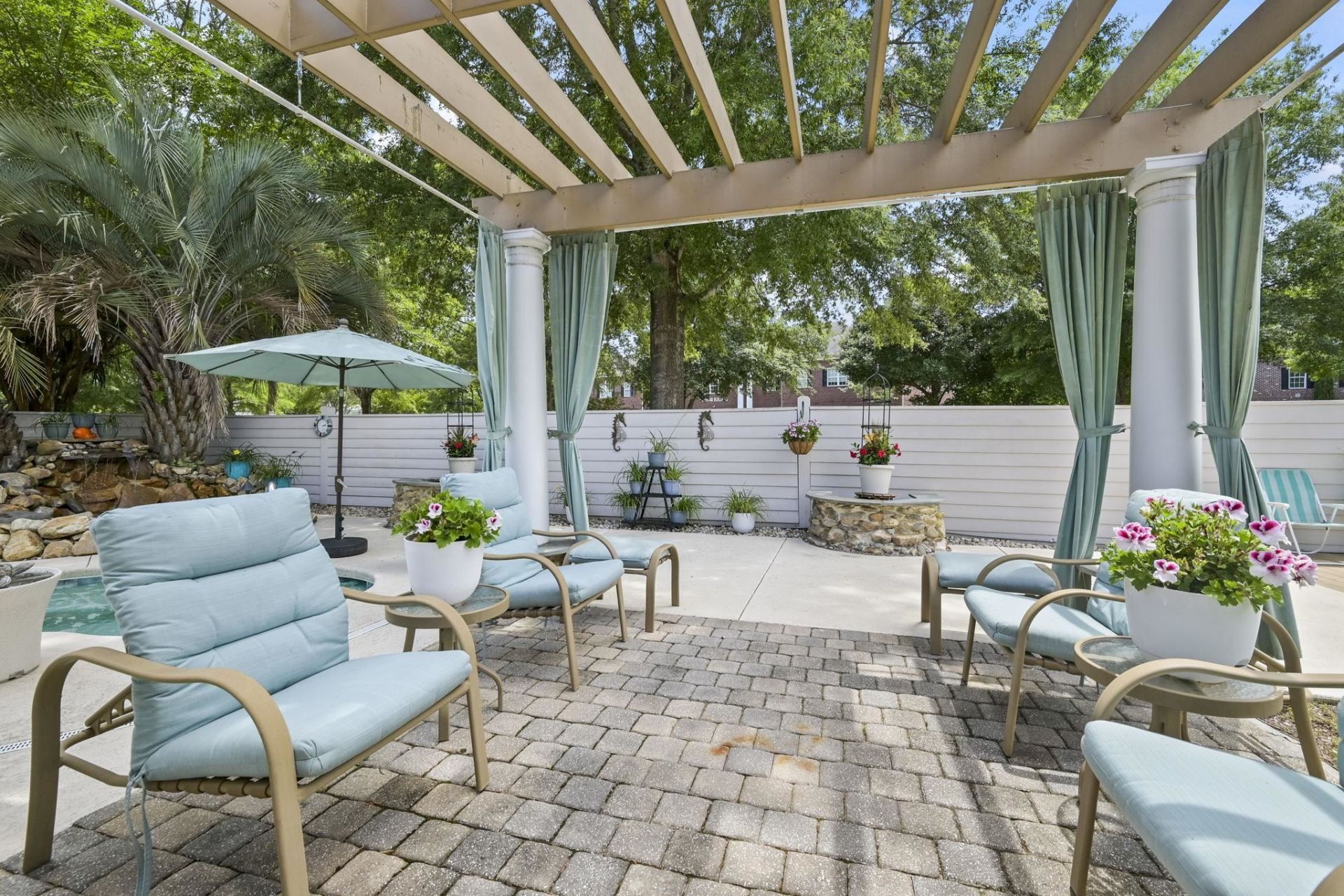 1504 Saint Thomas Circle  Photo 42
