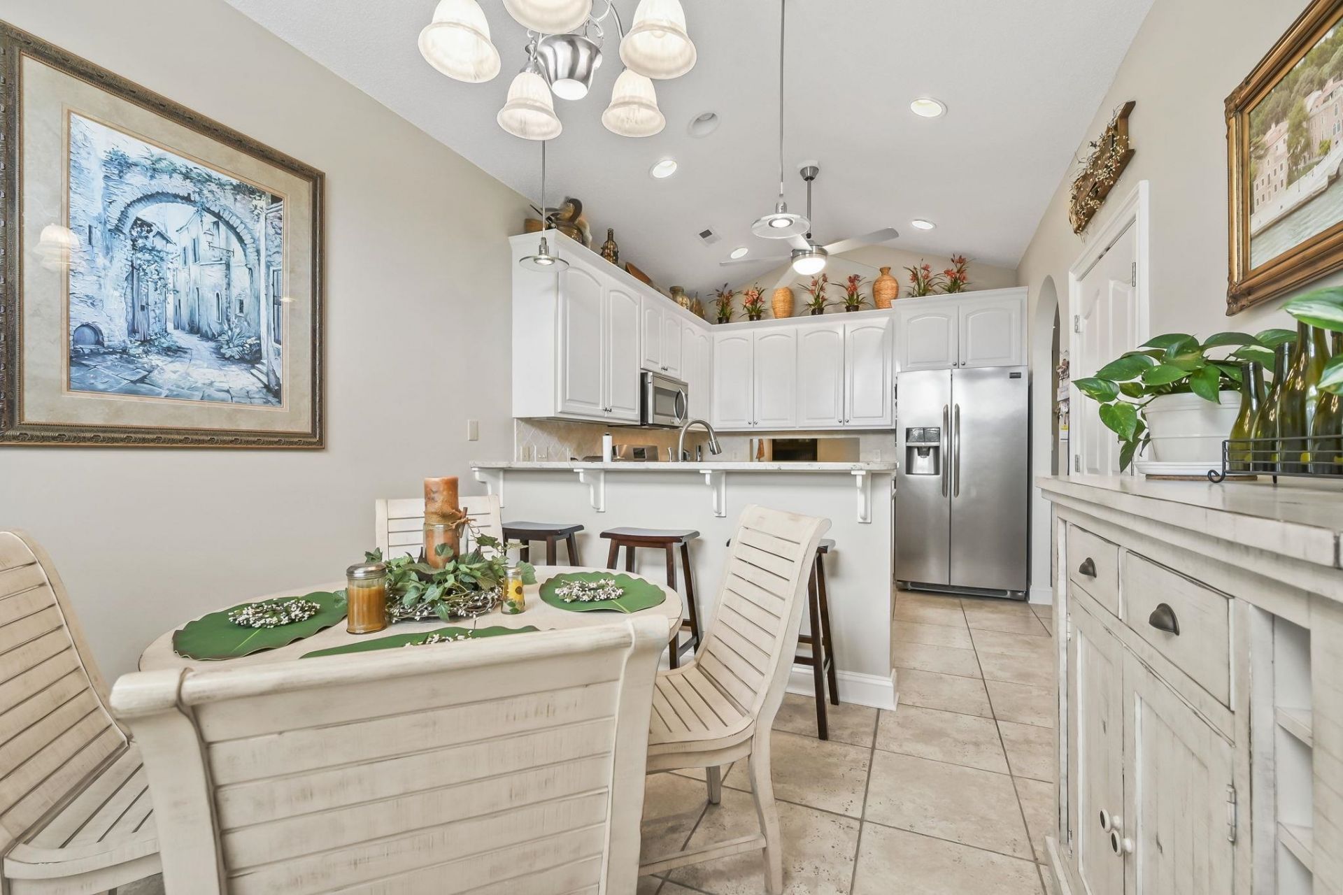 1504 Saint Thomas Circle  Photo 9