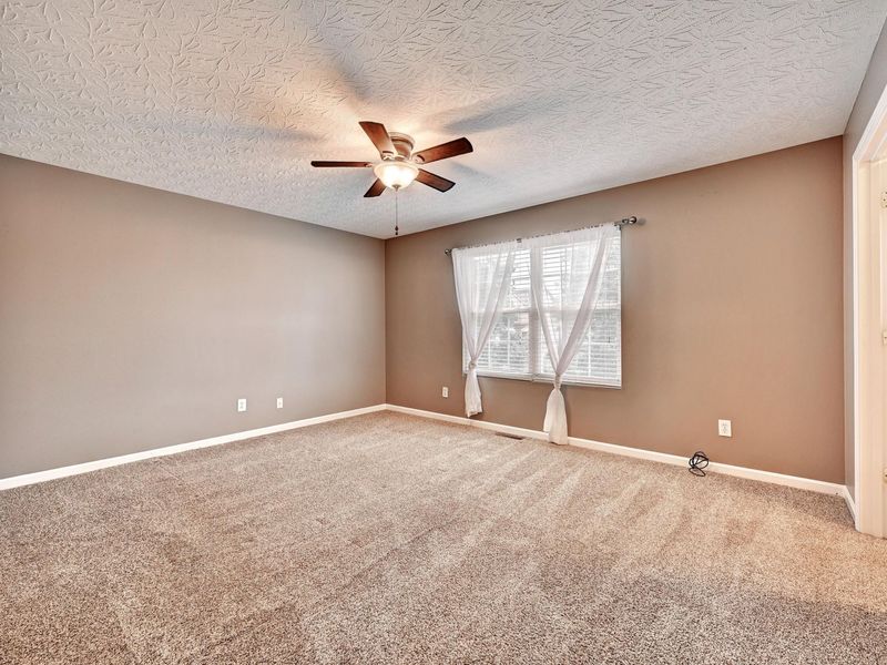 415 Claiborne Drive, Dry Ridge, KY 41035 Photo 15