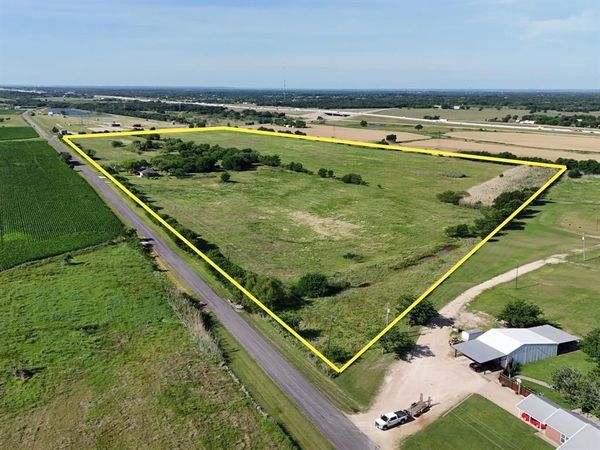 11179 Old Dallas Road, West, TX 76691