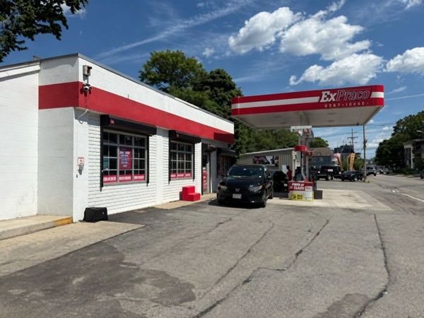 652 Water St, Fitchburg, MA 01420