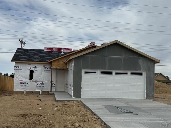 5204 Gannet Lane, Pueblo, CO 81008