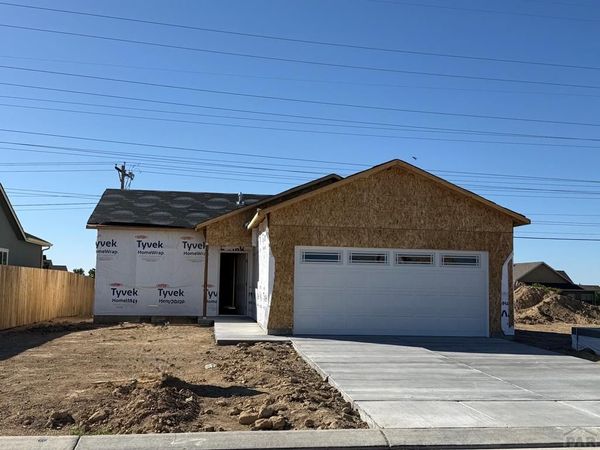5204 Gannet Lane, Pueblo, CO 81008