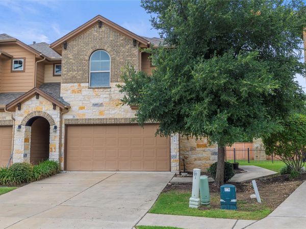 1001 Zodiac LN, Unit 38, Round Rock, TX 78665