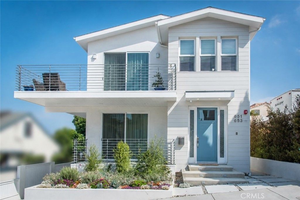 651 10th Street, Hermosa Beach, CA 90254 Main Photo