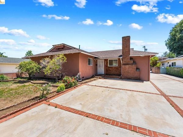 15138 Hiawatha ST, Mission Hills, CA 91345