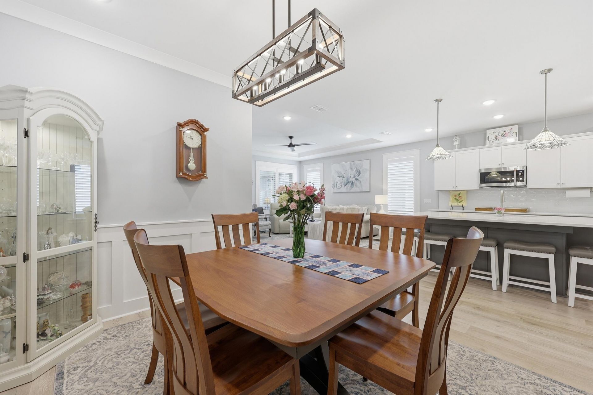 133 Leeward Landing Photo 3