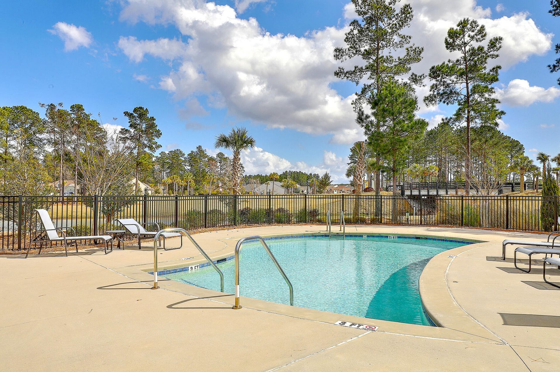 133 Leeward Landing Photo 34
