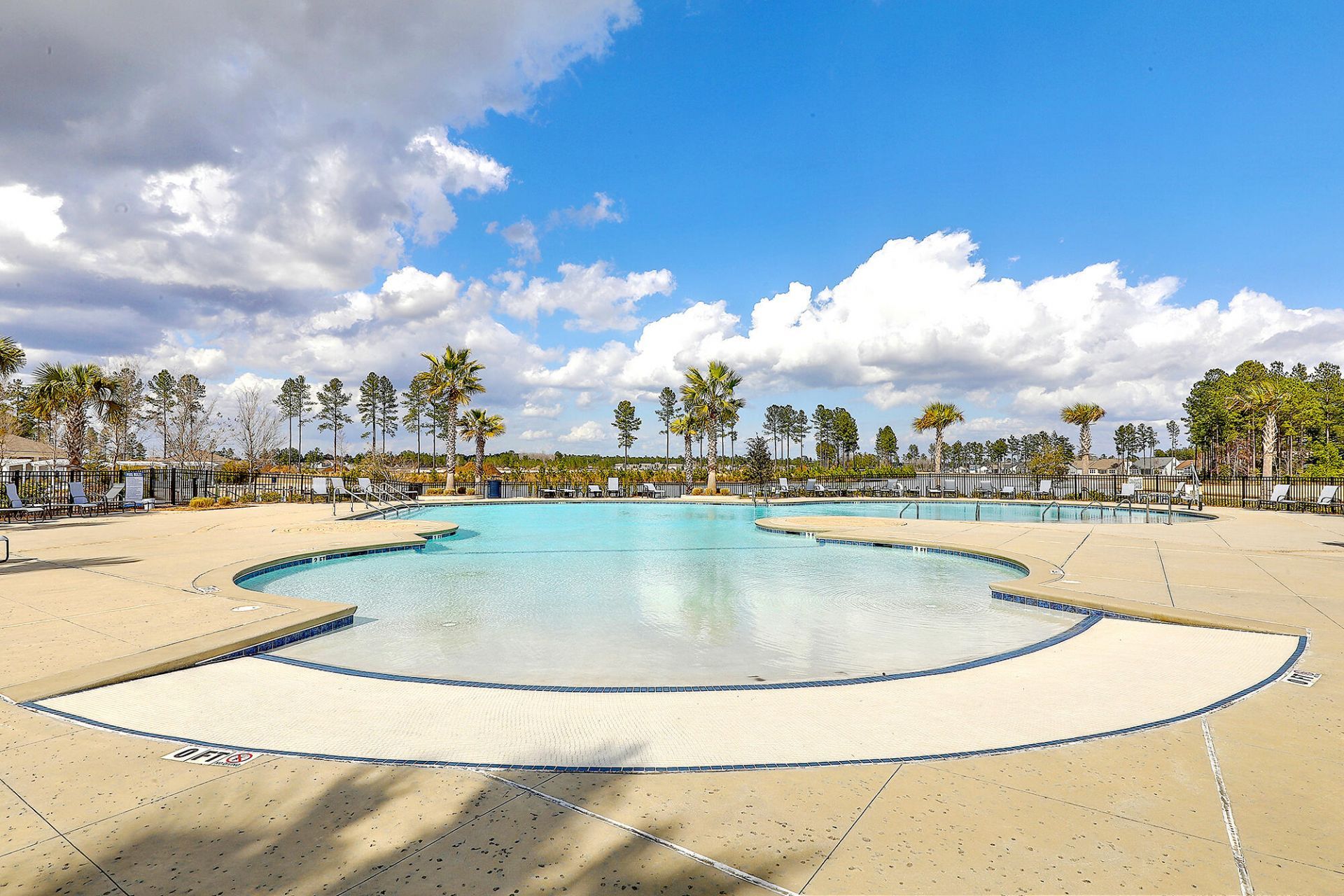 133 Leeward Landing Photo 36