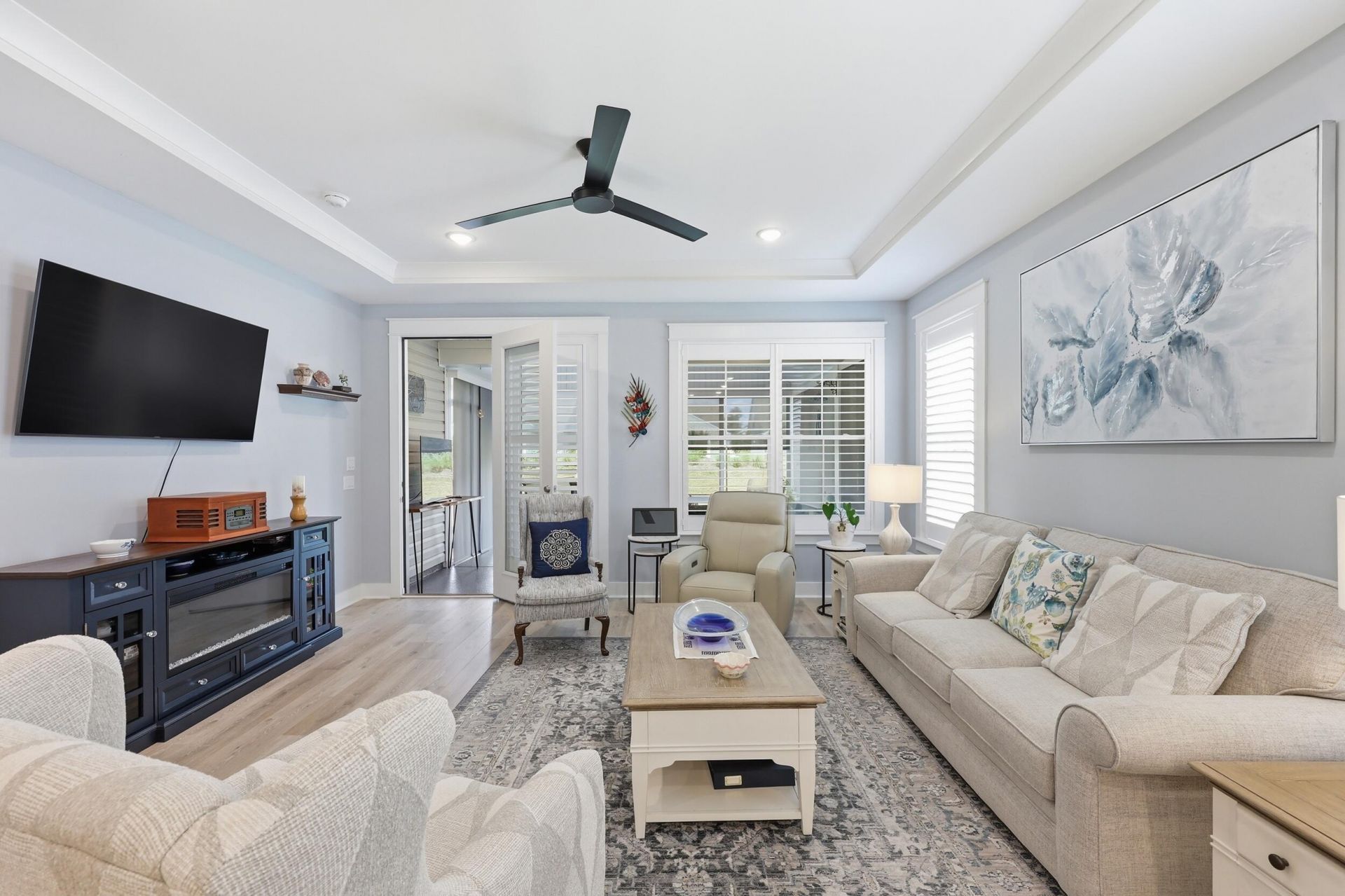 133 Leeward Landing Photo 9