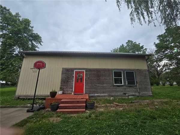 1806 159th Street, Fort Scott, KS 66701