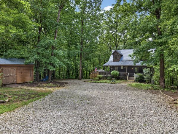 55214 Maynard Ridge, Crawford, TN 38554