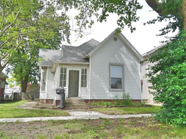 1412 Edgar Avenue , Mattoon, IL 61938