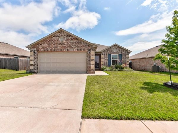 11619 NW 97th Street, Yukon, OK 73099