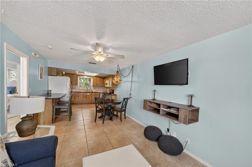 3188 Shell Mound Blvd, Fort Myers Beach, FL 33931 Photo