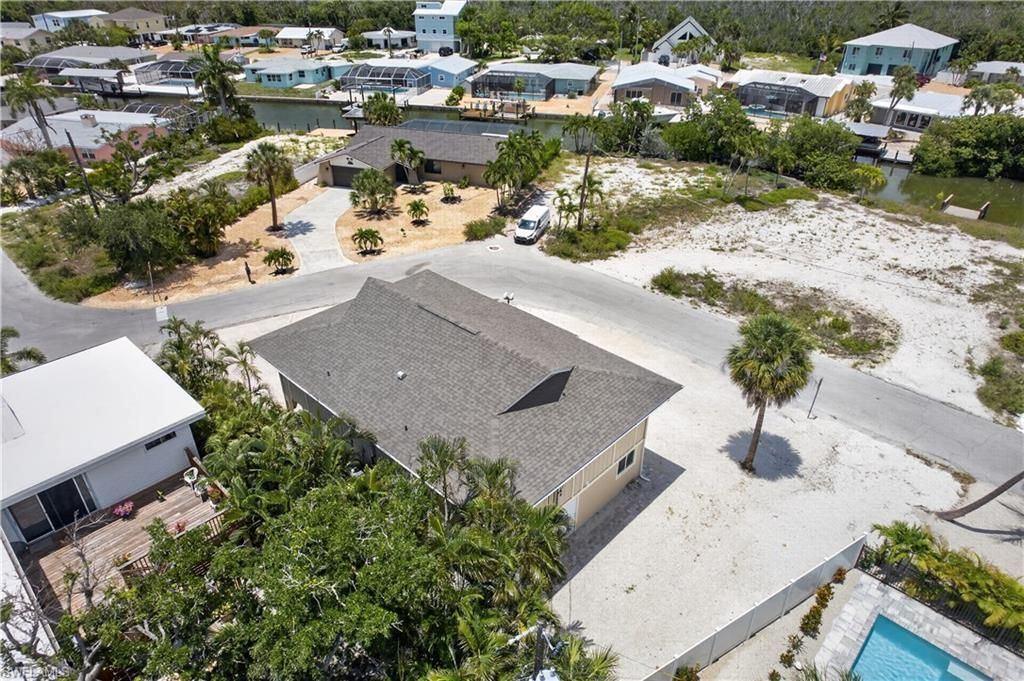 3188 Shell Mound Blvd, Fort Myers Beach, FL 33931 Photo