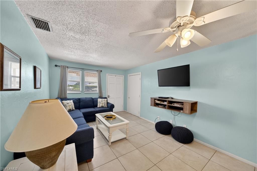 3188 Shell Mound Blvd, Fort Myers Beach, FL 33931 Photo