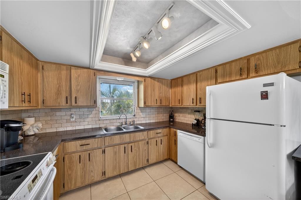 3188 Shell Mound Blvd, Fort Myers Beach, FL 33931 Photo
