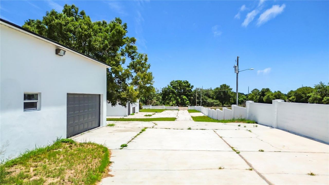 7925 Lake Mabel Loop Road, Dundee, FL 33838 Photo
