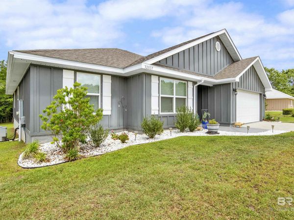 32837 N Pickens Avenue, Lillian, AL 36549