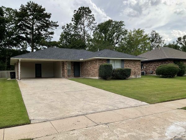 16040 Morel Ave, Saint George, LA 70817