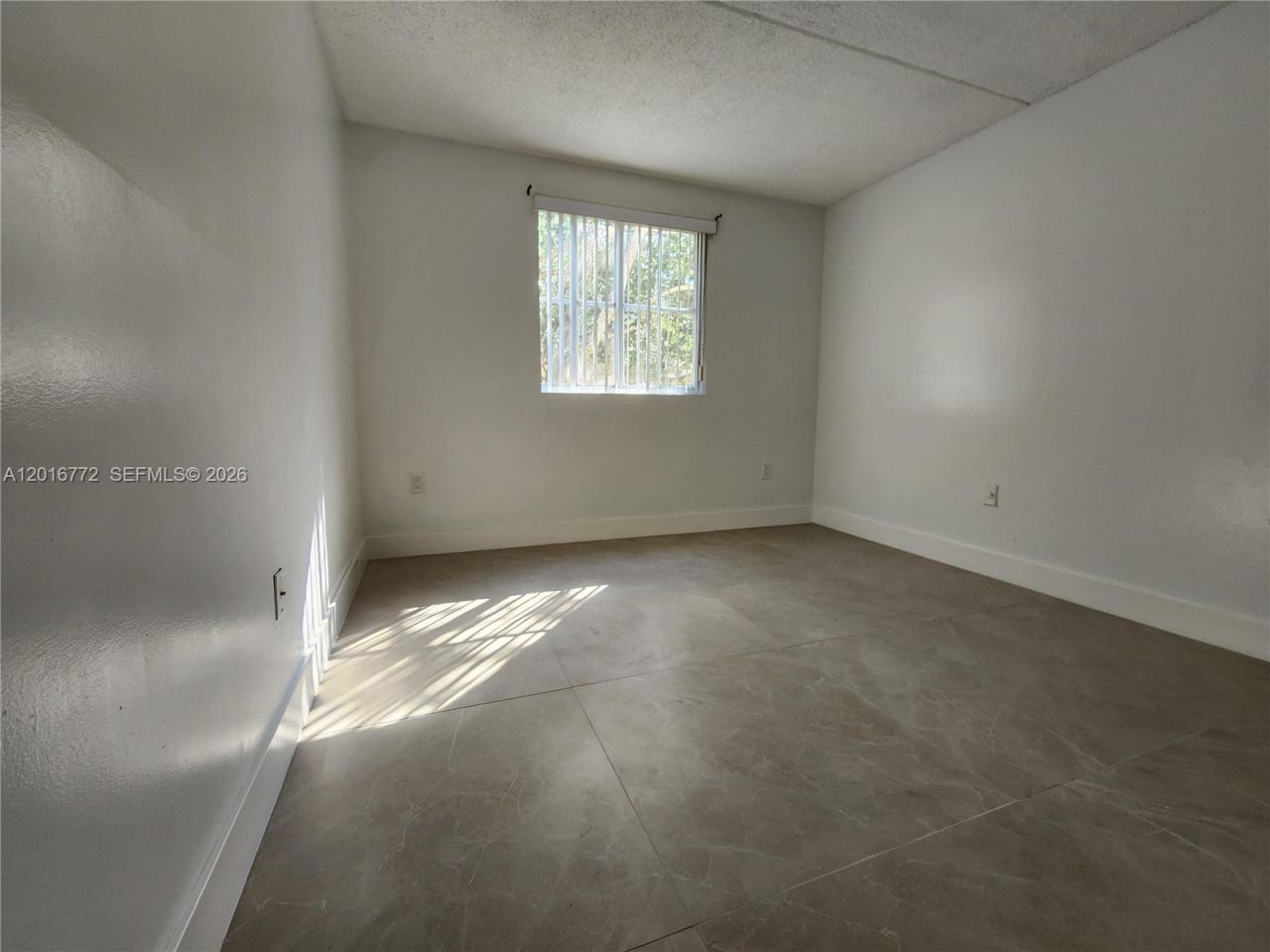 6065 NW 186th St , Unit 208, Hialeah, FL 33015 Photo