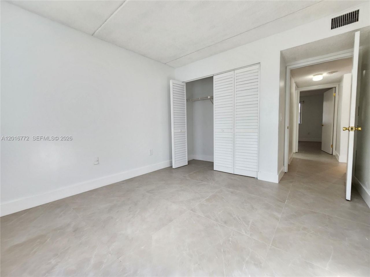 6065 NW 186th St , Unit 208, Hialeah, FL 33015 Photo
