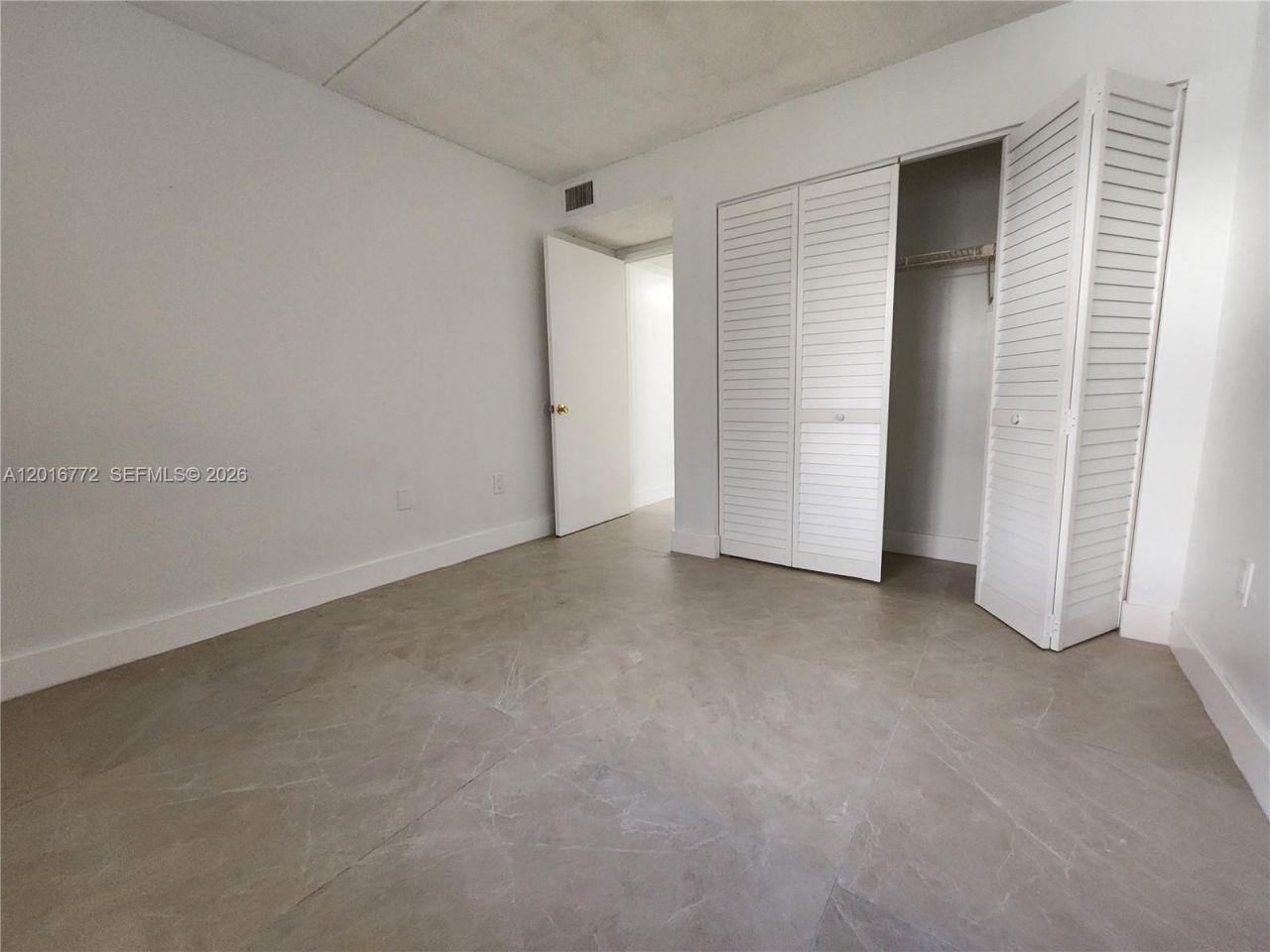 6065 NW 186th St , Unit 208, Hialeah, FL 33015 Photo