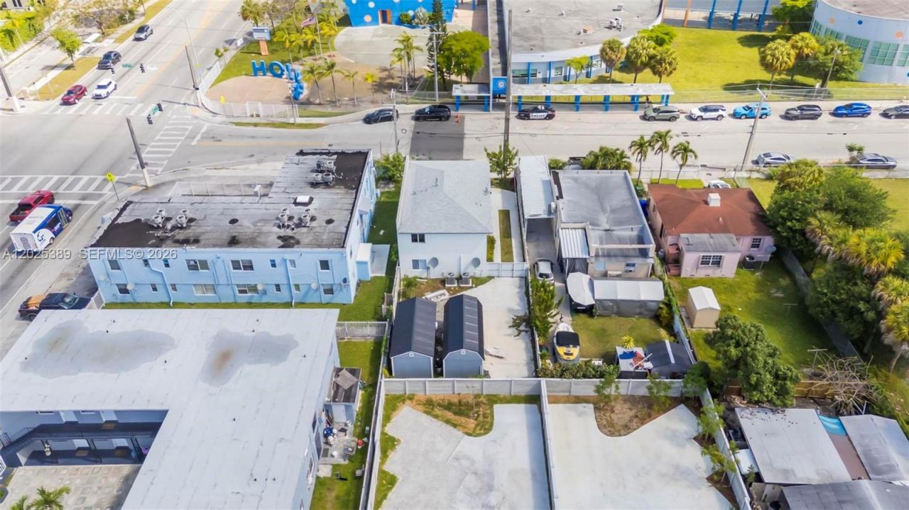 1180 NW 67th St , Unit 2, Miami, FL 33150 Photo