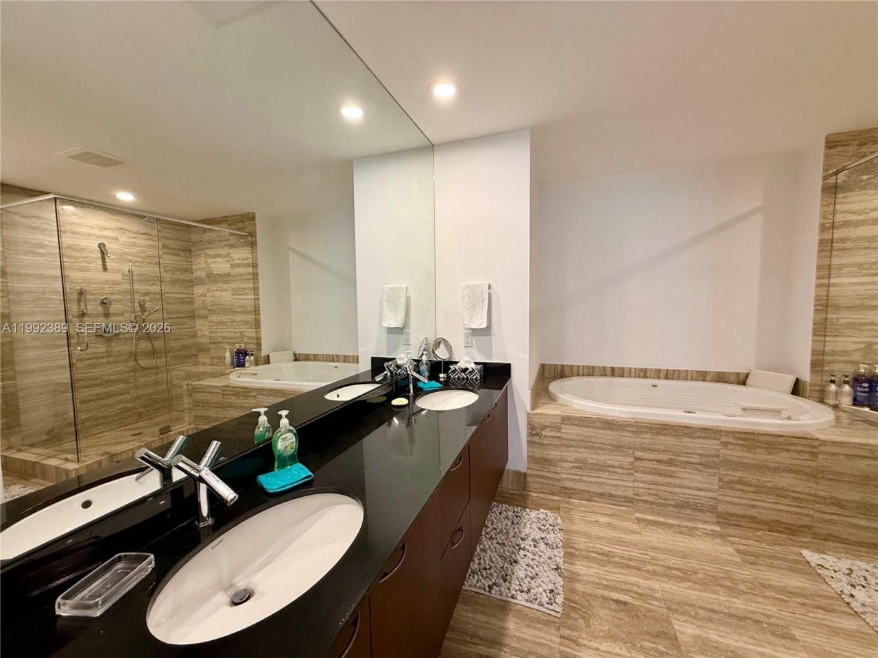 15901 Collins Ave, Unit 2802, Sunny Isles Beach, FL 33160 Photo
