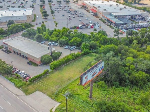 3210 S General Bruce Drive , Temple, TX 76504