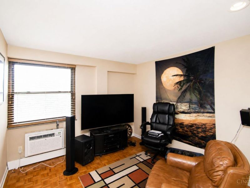 1815 Wm H Taft Road, Unit 809, Cincinnati, OH 45206 Photo 11