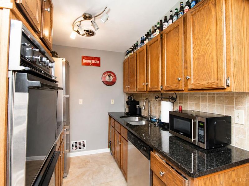 1815 Wm H Taft Road, Unit 809, Cincinnati, OH 45206 Photo 7