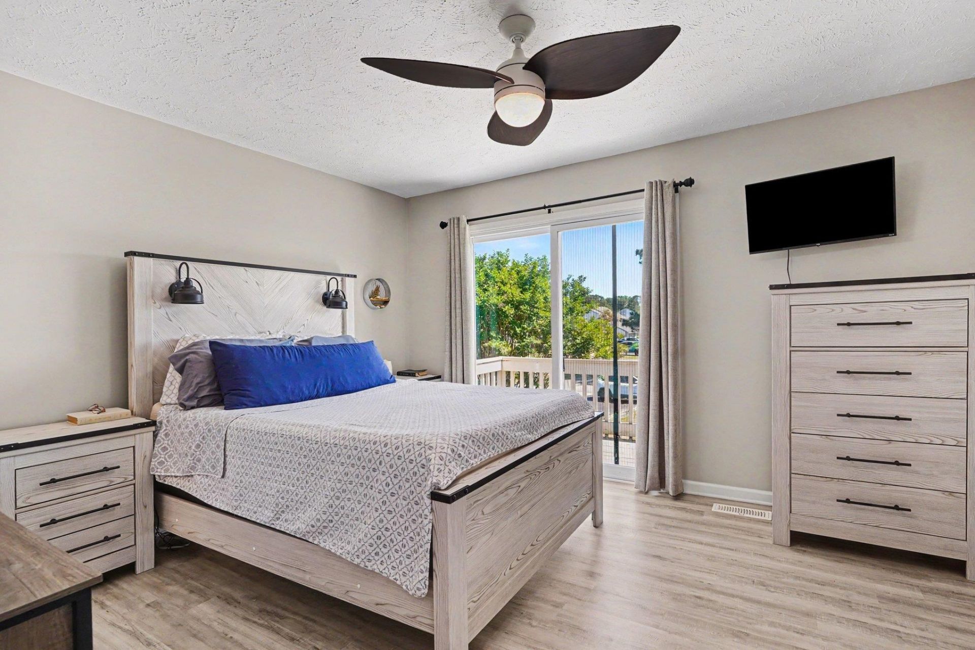 4043 Fairway Lakes Dr.  Photo 16