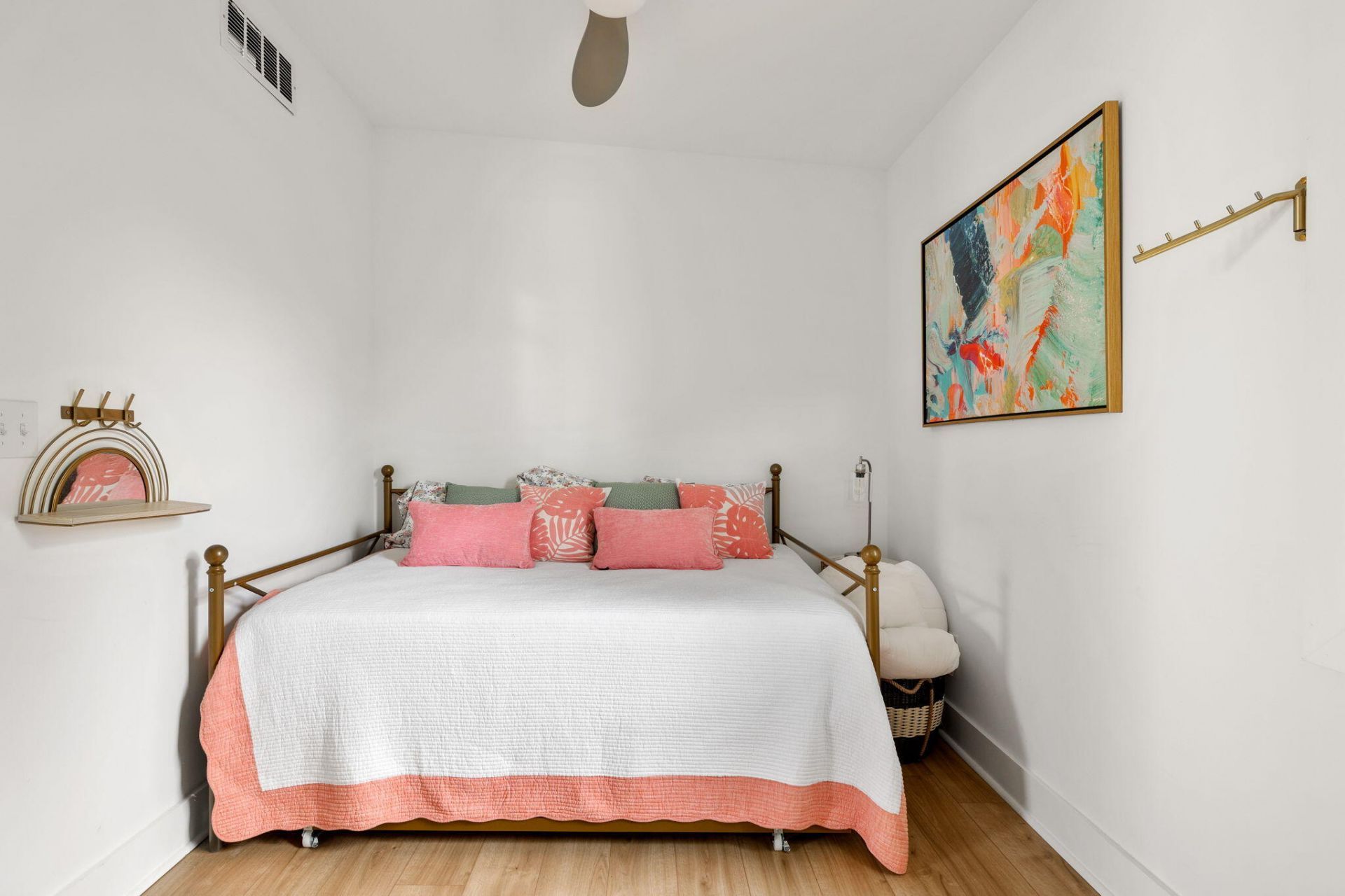 4953 Baylor Street Photo 44