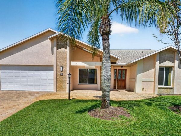 9 Sand Dollar Drive, Ormond Beach, FL 32176