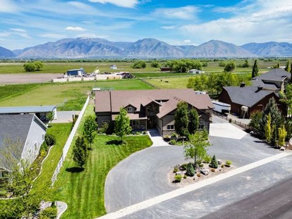120 S 380 E, Mendon, UT 84325