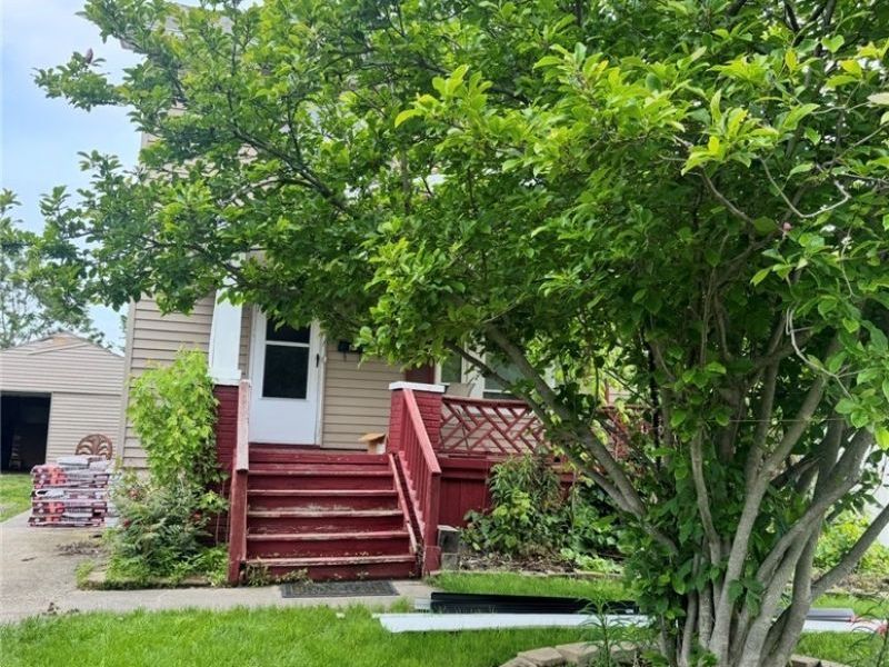 1651 E 33rd Street, South Lorain, OH 44055 Photo 14