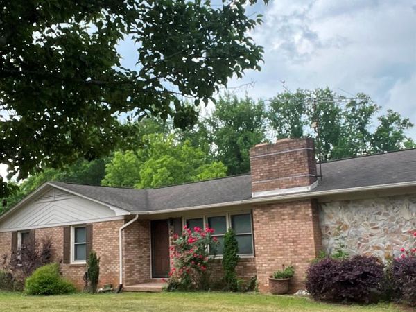 1481 Peeler Road , Vale, NC 28168