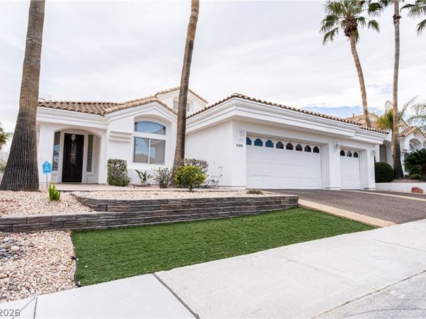 8109 Pacific Cove Drive , Las Vegas, NV 89128