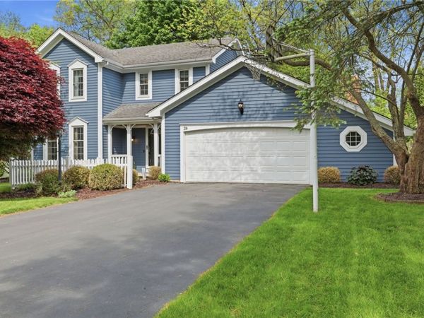 38 Bending Oak Drive , Pittsford, NY 14534