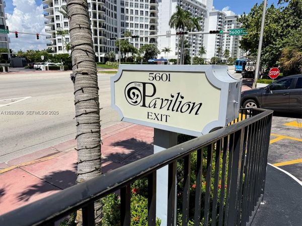 5601 COLLINS AV , Unit 607, Miami Beach, FL 33140