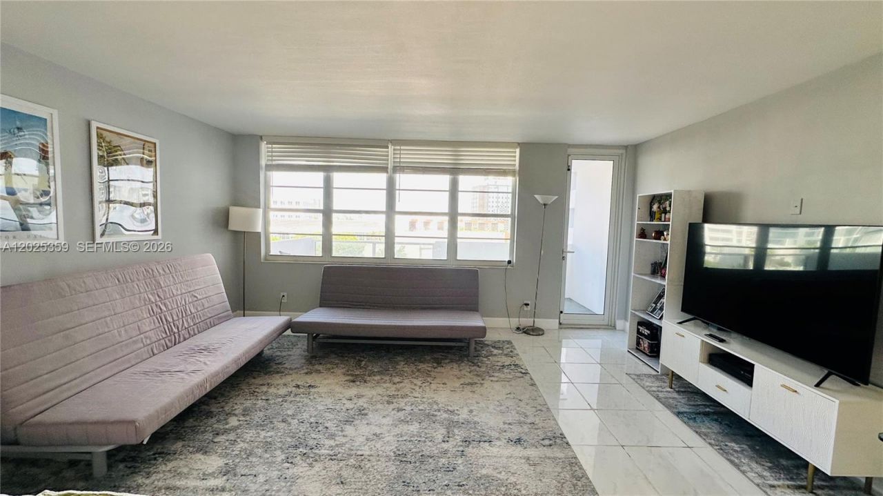 100 Lincoln Rd , Unit 720, Miami Beach, FL 33139 Photo