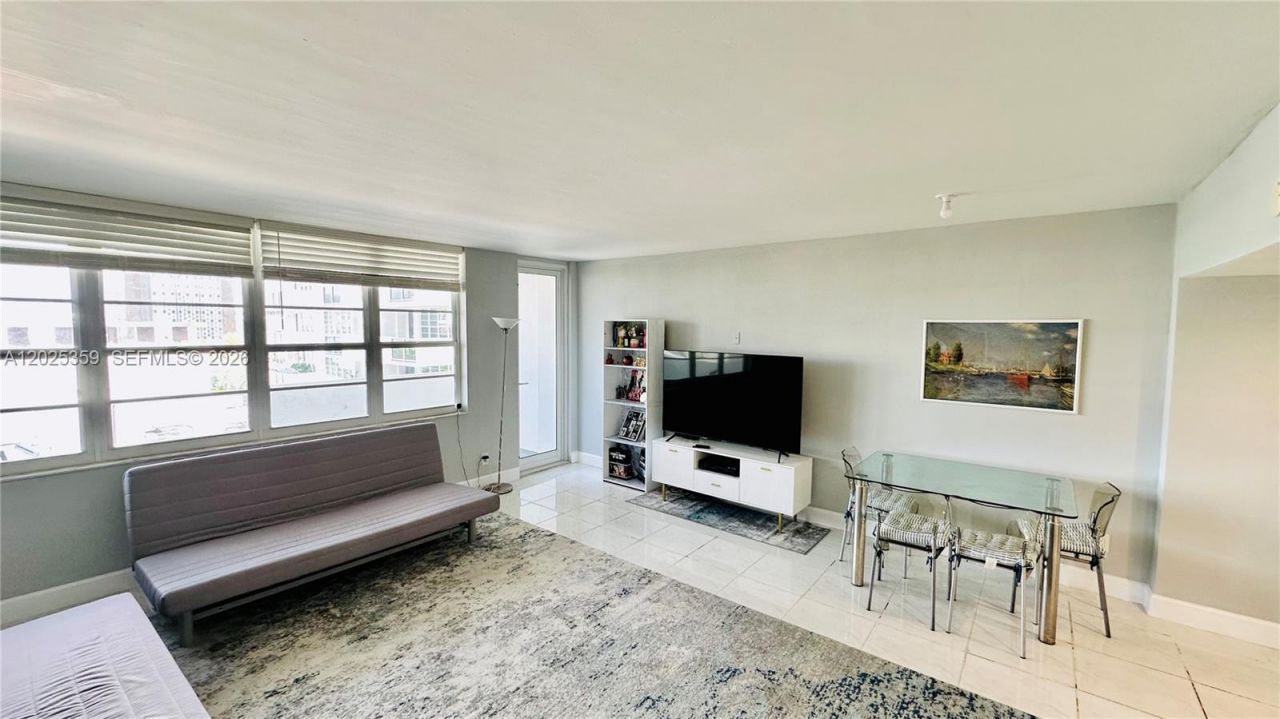100 Lincoln Rd , Unit 720, Miami Beach, FL 33139 Photo