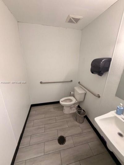 10730 NW 58 Street, Doral, FL 33178 Photo