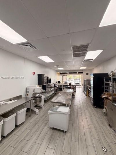 10730 NW 58 Street, Doral, FL 33178 Photo