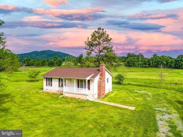 49 WATER STREET, SPERRYVILLE, VA 22740