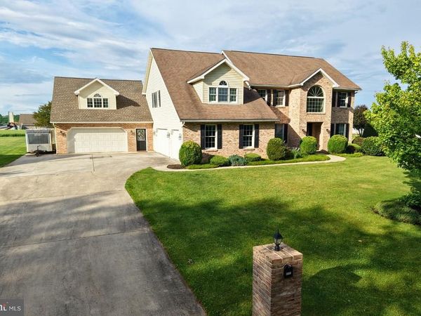 4171 FLETCHER DRIVE , GREENCASTLE, PA 17225