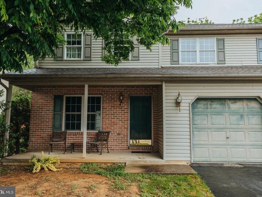126 Bainbridge Circle, Reading, PA 19608 Main Photo